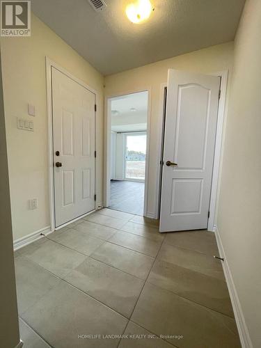 34 Lana Circle, Wasaga Beach, ON - Indoor Photo Showing Other Room