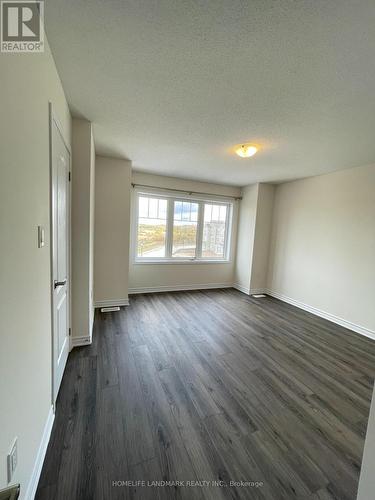 34 Lana Circle, Wasaga Beach, ON - Indoor Photo Showing Other Room