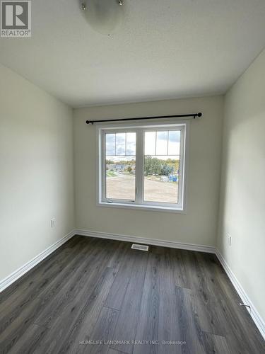 34 Lana Circle, Wasaga Beach, ON - Indoor Photo Showing Other Room