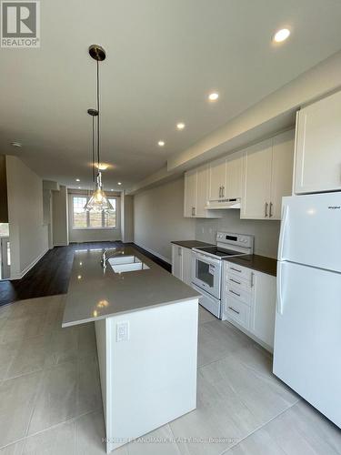 34 Lana Circle, Wasaga Beach, ON - Indoor Photo Showing Kitchen