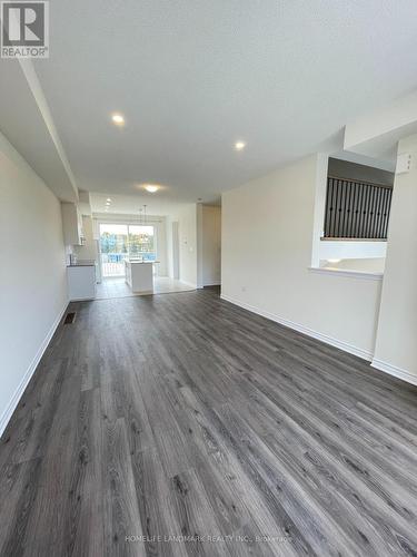 34 Lana Circle, Wasaga Beach, ON - Indoor Photo Showing Other Room