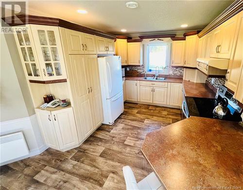 321 Chemin Guignard, Petite-Lamèque, NB - Indoor Photo Showing Kitchen With Double Sink