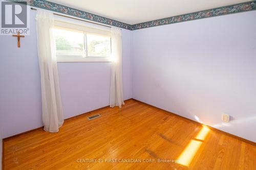 17 Stormont Drive, London, ON - Indoor Photo Showing Other Room