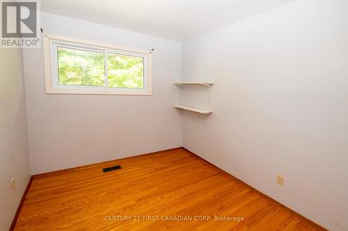 17 Stormont Drive, London, ON - Indoor Photo Showing Other Room