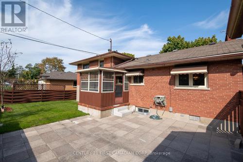 17 Stormont Drive, London, ON - Outdoor With Exterior