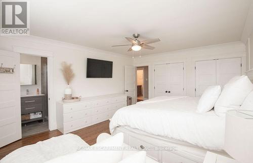 493 Wicklow Road, Burlington, ON - Indoor Photo Showing Bedroom