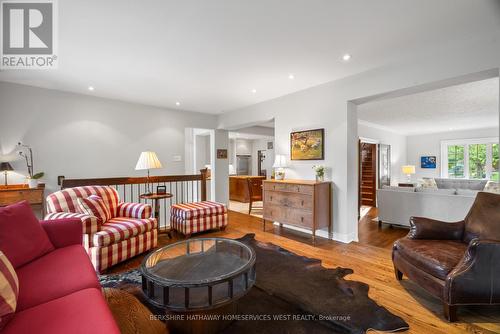 58 King Georges Road, Toronto, ON - Indoor Photo Showing Living Room