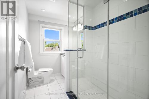 58 King Georges Road, Toronto, ON - Indoor Photo Showing Bathroom