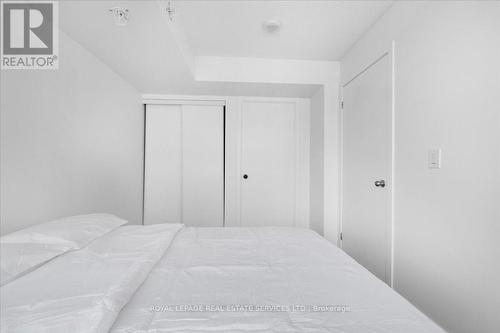 2017 W - 36 Lisgar Street, Toronto, ON - Indoor Photo Showing Bedroom