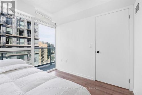 2017 W - 36 Lisgar Street, Toronto, ON - Indoor Photo Showing Bedroom