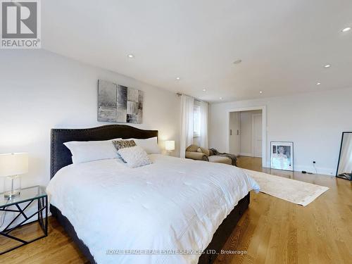 13 Beasley Drive, Richmond Hill, ON - Indoor Photo Showing Bedroom