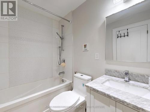 13 Beasley Drive, Richmond Hill, ON - Indoor Photo Showing Bathroom