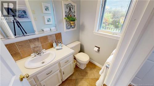 21 Melanie Drive, Quispamsis, NB - Indoor Photo Showing Bathroom