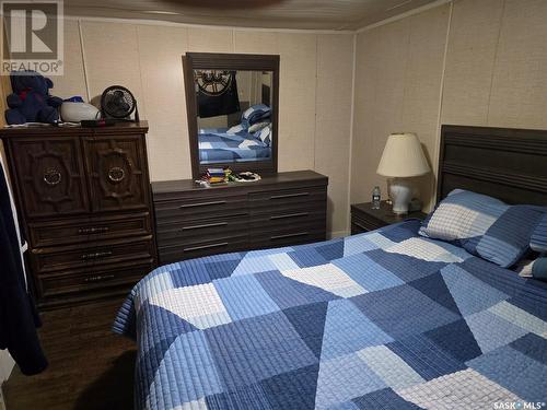 134 2Nd Street Nw, Wadena, SK - Indoor Photo Showing Bedroom