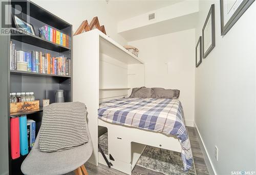 218 404 C Avenue S, Saskatoon, SK - Indoor Photo Showing Bedroom