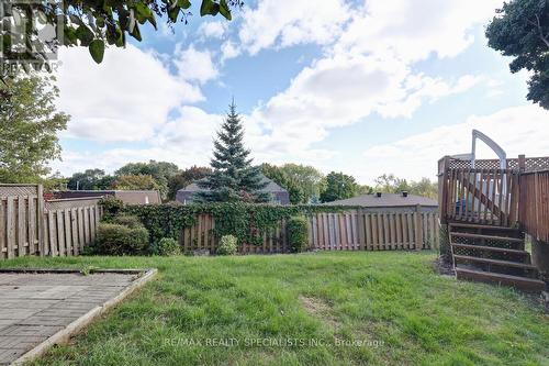 2512 Harman Court, Mississauga, ON - Outdoor