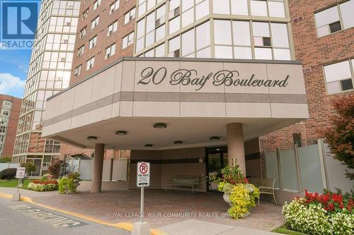 309 - 20 Baif Boulevard, Richmond Hill, ON - Outdoor