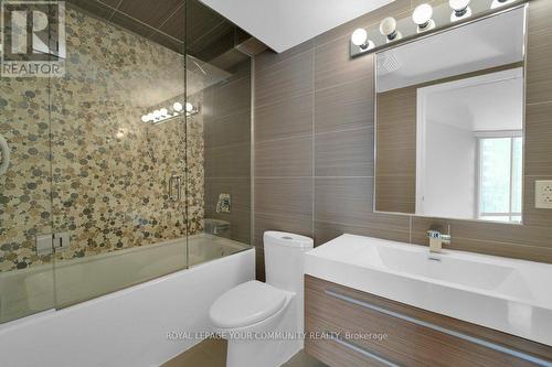 309 - 20 Baif Boulevard, Richmond Hill, ON - Indoor Photo Showing Bathroom