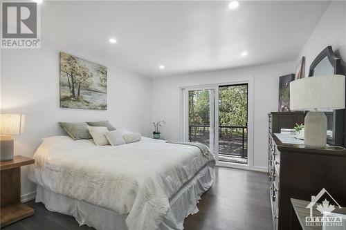 3368 Baskins Beach Road, Dunrobin, ON - Indoor Photo Showing Bedroom