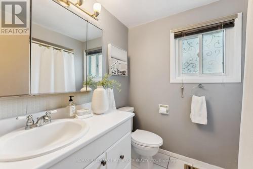 1874 Pinecreek Court, Pickering, ON - Indoor Photo Showing Bathroom