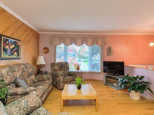 Living room - 106 Rue Frontenac, Repentigny (Repentigny), QC - Indoor Photo Showing Living Room