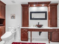 Ensuite bathroom - 