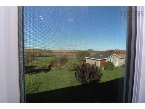 329 Back Road, Shubenacadie East, NS 