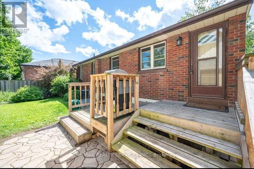 321 Cadillac Avenue S, Oshawa, ON - Outdoor With Deck Patio Veranda With Exterior