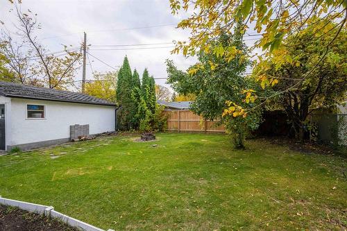 218 Morgan Crescent, Winnipeg, MB - Outdoor