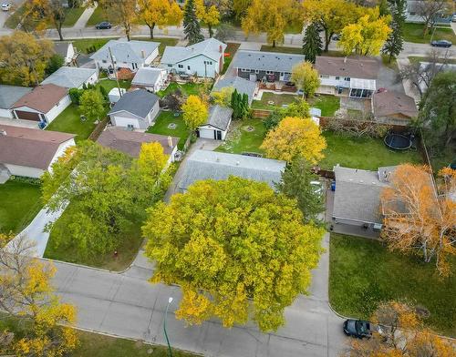 218 Morgan Crescent, Winnipeg, MB - Outdoor With View