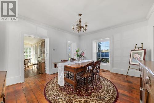 162 Leslie Road, Belleville, ON - Indoor Photo Showing Dining Room