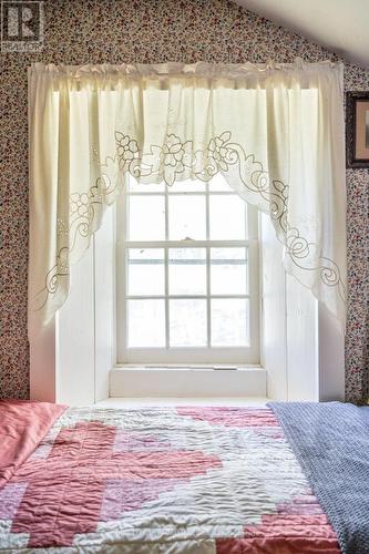 162 Leslie Road, Belleville, ON - Indoor Photo Showing Bedroom