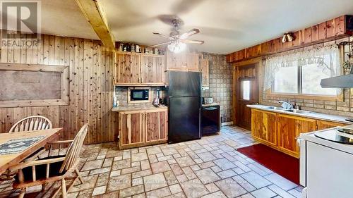 16 Halmar Park Road, Georgina (Pefferlaw), ON - Indoor Photo Showing Kitchen With Double Sink