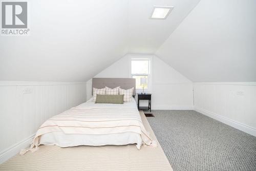 34 Shady Lane, Petawawa, ON - Indoor Photo Showing Bedroom