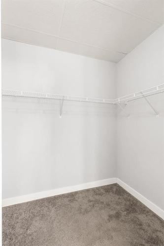 138 Lansdowne Avenue, Winnipeg, MB - Indoor With Storage