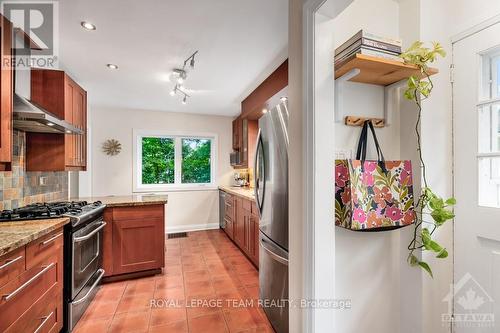 100 Noel Street, Ottawa, ON - Indoor Photo Showing Kitchen