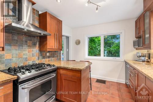 100 Noel Street, Ottawa, ON - Indoor Photo Showing Kitchen