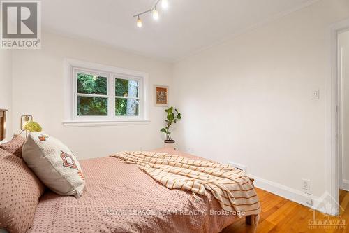 100 Noel Street, Ottawa, ON - Indoor Photo Showing Bedroom