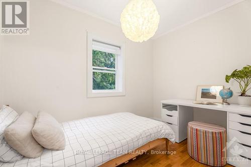 100 Noel Street, Ottawa, ON - Indoor Photo Showing Bedroom