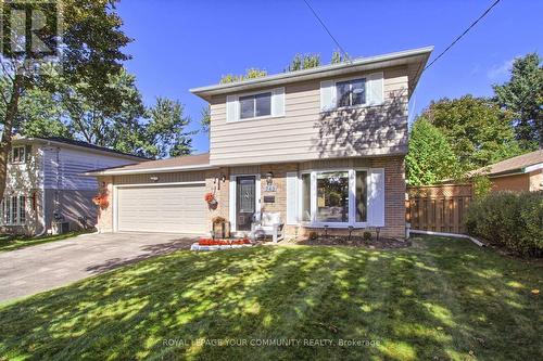 743 Greenfield Crescent, Newmarket, ON - Outdoor