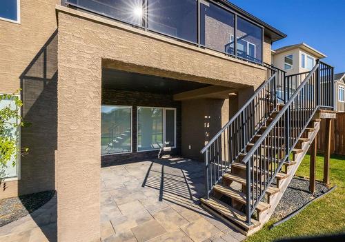 10 Sundog Drive, Winnipeg, MB - Outdoor With Exterior