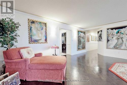 1907 - 10 Torresdale Avenue, Toronto, ON - Indoor Photo Showing Living Room