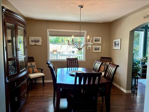 254 305Th Avenue, Kimberley, BC - Indoor Photo Showing Dining Room