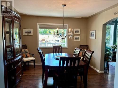 254 305Th Avenue, Kimberley, BC - Indoor Photo Showing Dining Room