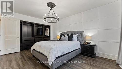 71 Garden Crescent, Brant, ON - Indoor Photo Showing Bedroom