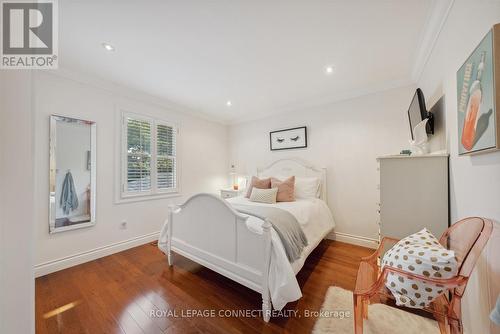 1214 Abbey Road, Pickering, ON - Indoor Photo Showing Bedroom