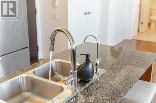 3202 - 5 Valhalla Inn Drive, Toronto, ON - Indoor Photo Showing Kitchen With Double Sink