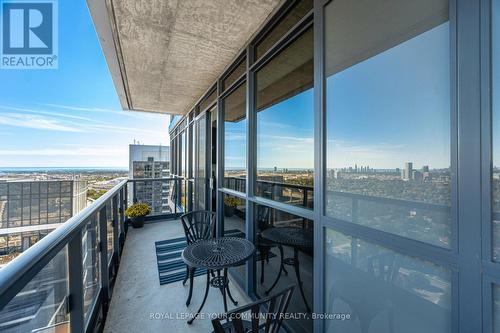 3202 - 5 Valhalla Inn Drive, Toronto, ON - Outdoor With View With Exterior