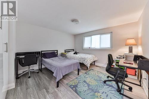 1316 Playford Road, Mississauga, ON - Indoor Photo Showing Bedroom