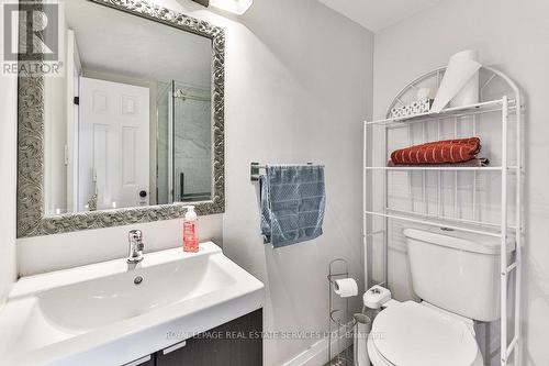 1316 Playford Road, Mississauga, ON - Indoor Photo Showing Bathroom